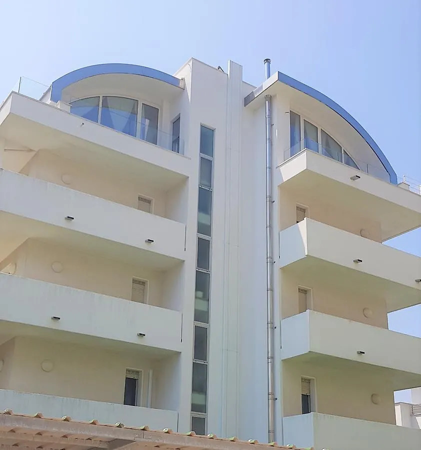 Family Suite Appartments Orchidea Blu 里米尼 公寓